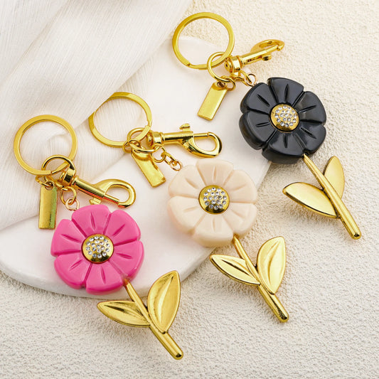 Daisy Flower Keychain Pendant