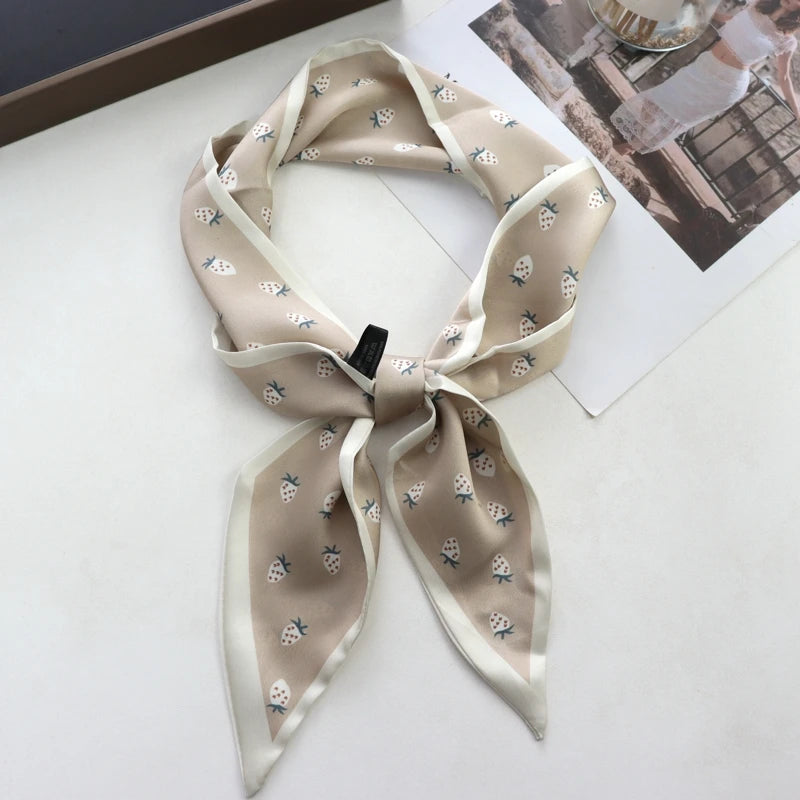 Sweet Strawberry Print Scarf