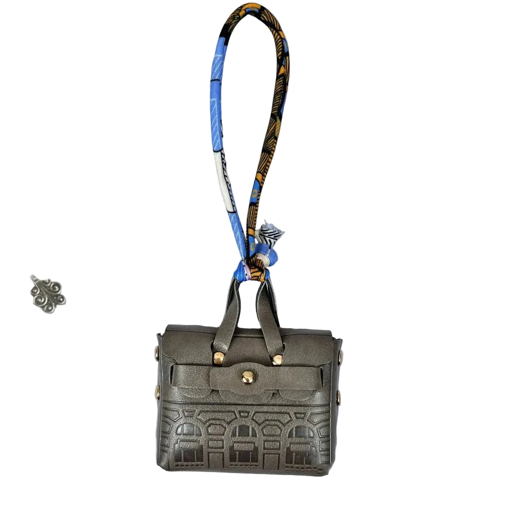 House-Shaped Mini Coin Purse Keychain