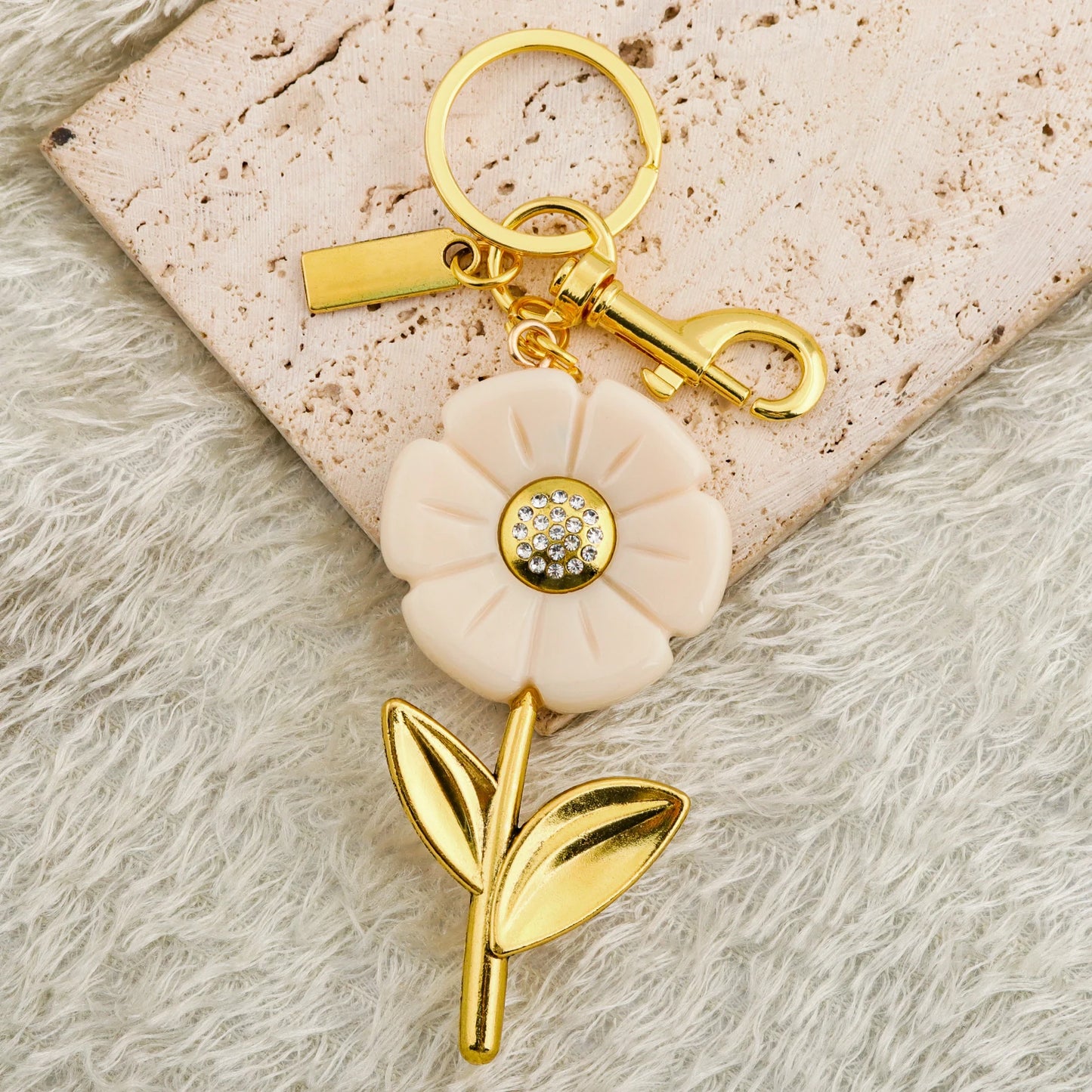Daisy Flower Keychain Pendant